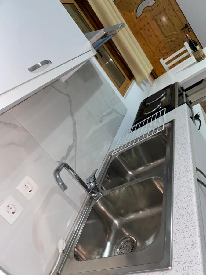 Am Apartment Sarande Bagian luar foto