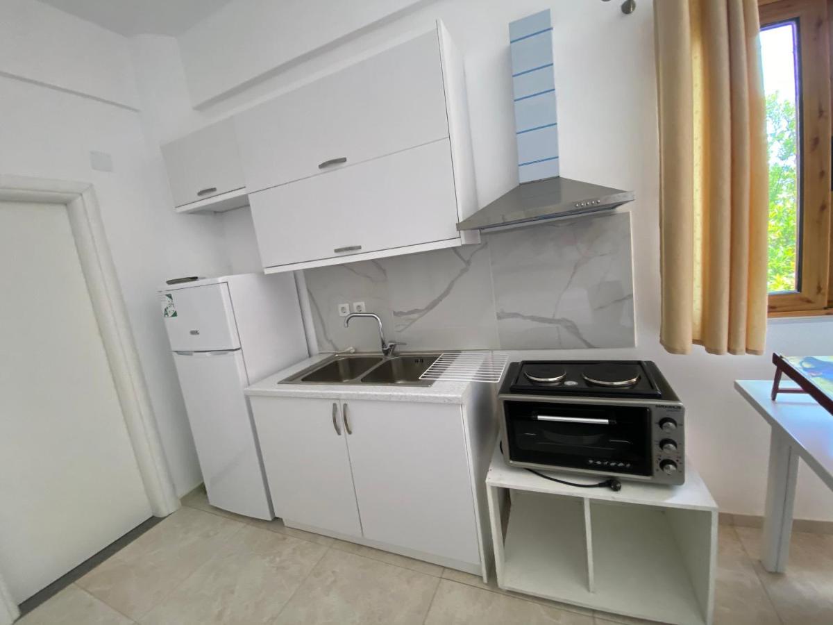 Am Apartment Sarande Bagian luar foto
